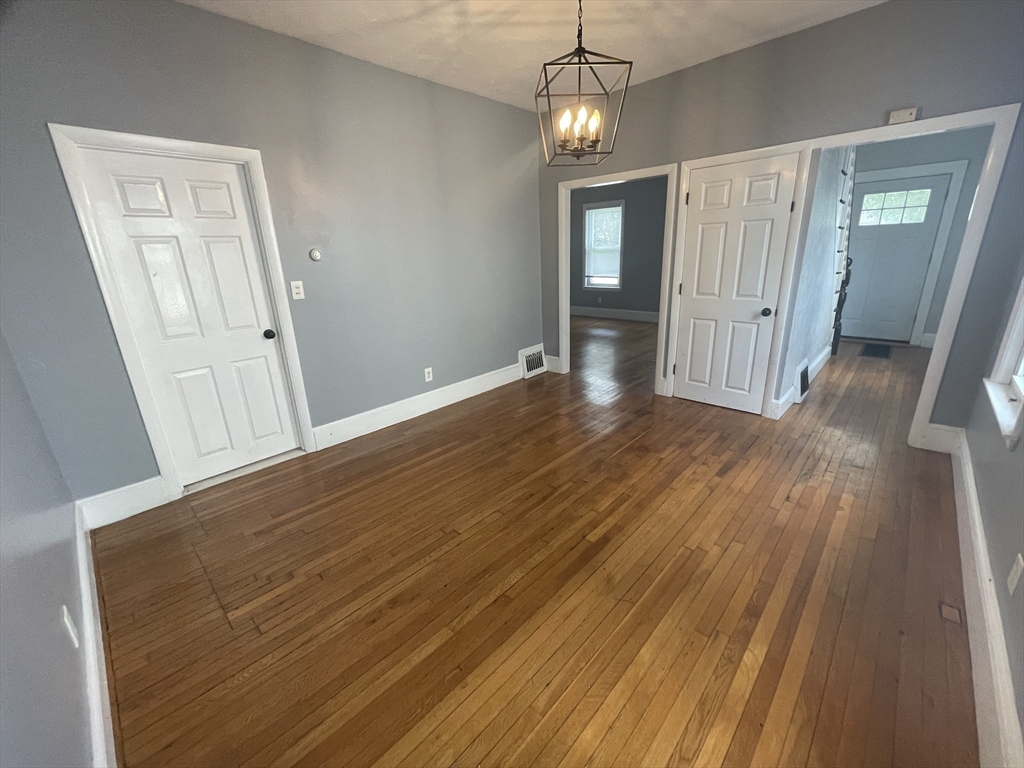 2 bed, 1 bath apartment for rent at 28A Hall Pl Unit 28A, Quincy — photo 5 of 13