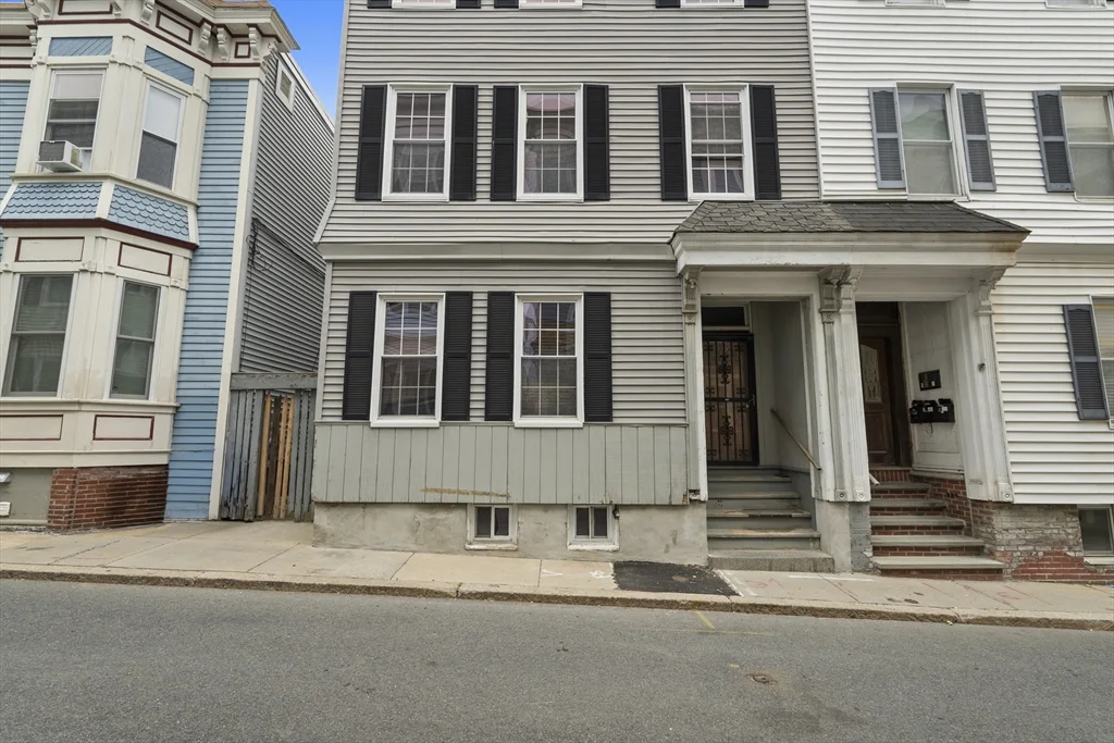 3 bed, 1 bath apartment for rent at 28A Story St Unit 2, South Boston — photo 15 of 16