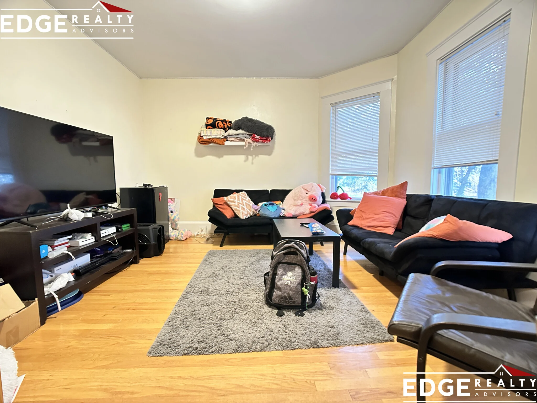 4 bed, 1 bath apartment for rent at 28B Cherry St Unit 1, Spring Hill — photo 6 of 11