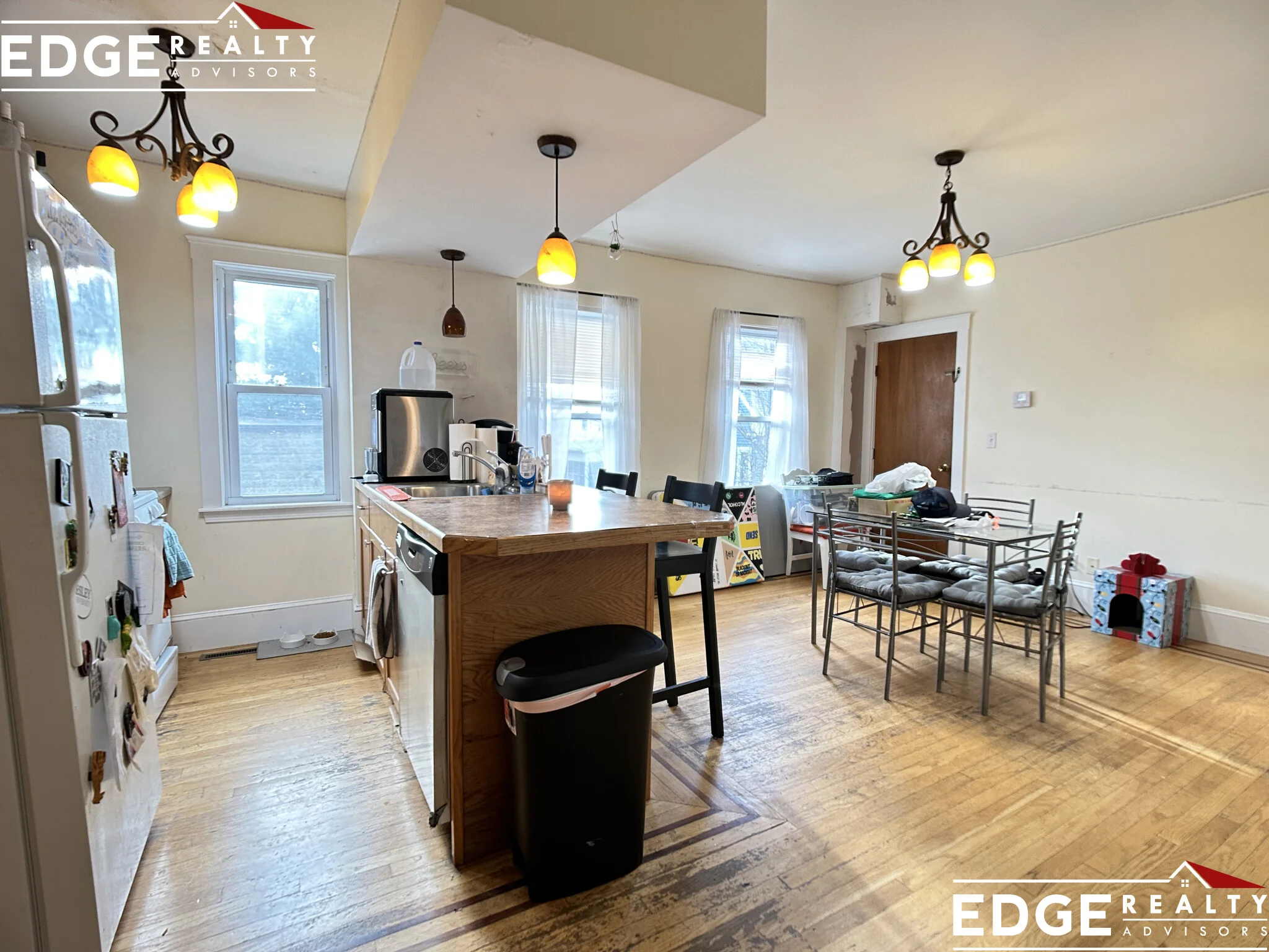 4 bed, 1 bath apartment for rent at 28B Cherry St Unit 1, Spring Hill — photo 4 of 11