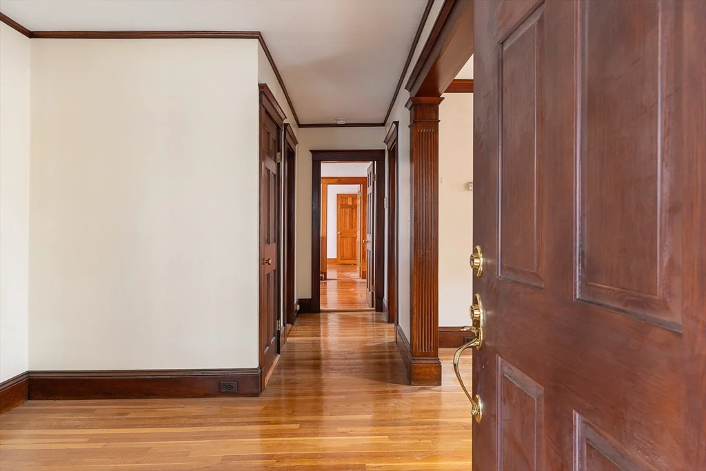 2 bed, 1 bath apartment for rent at 29-31 Chatham St Unit 1, Harvard Square — photo 3 of 21