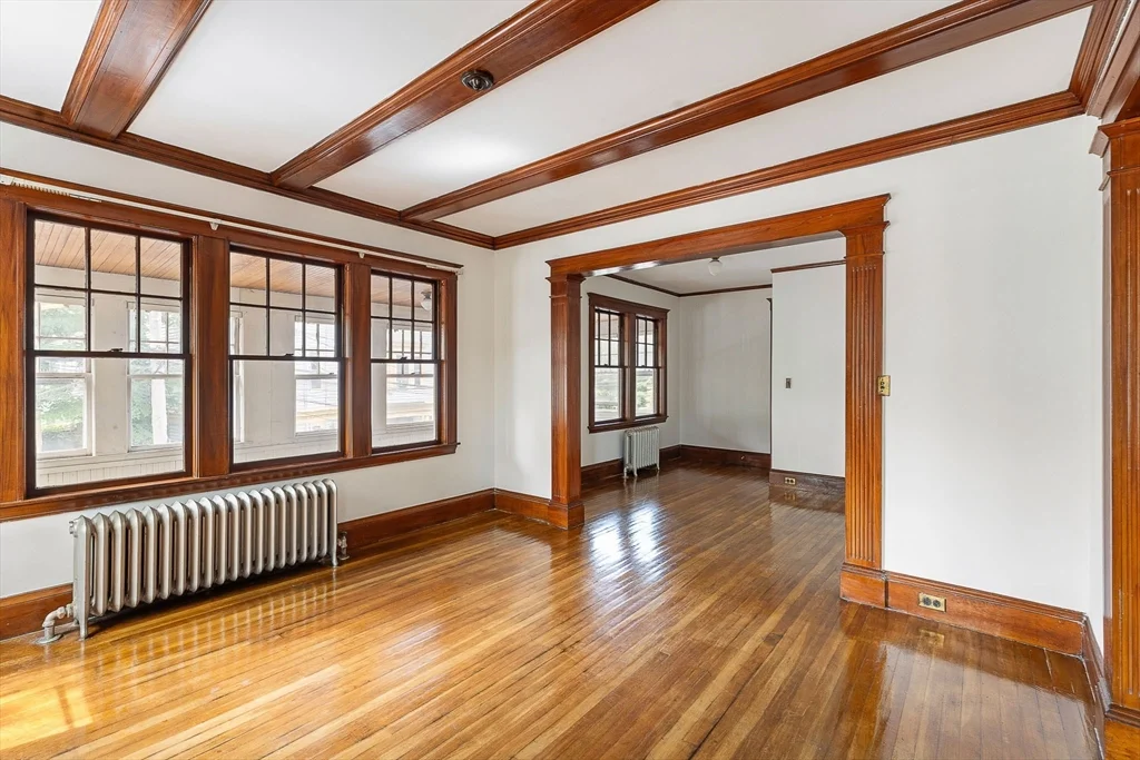 3 bed, 1 bath apartment for rent at 29-31 Chatham St Unit 2, Harvard Square — photo 3 of 24