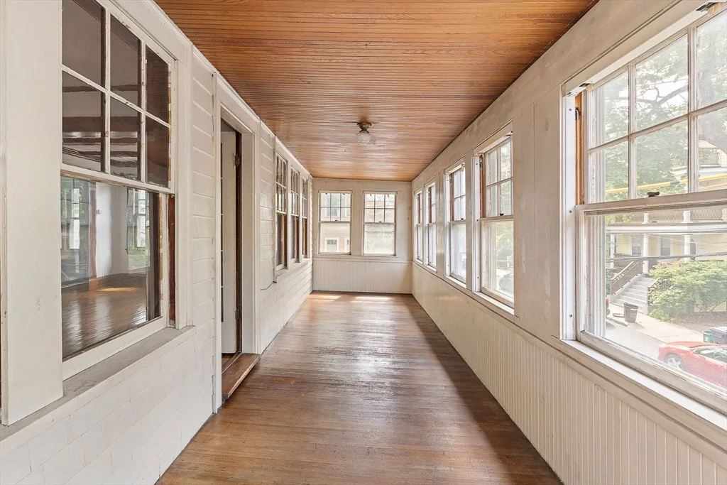 3 bed, 1 bath apartment for rent at 29-31 Chatham St Unit 2, Harvard Square — photo 11 of 24