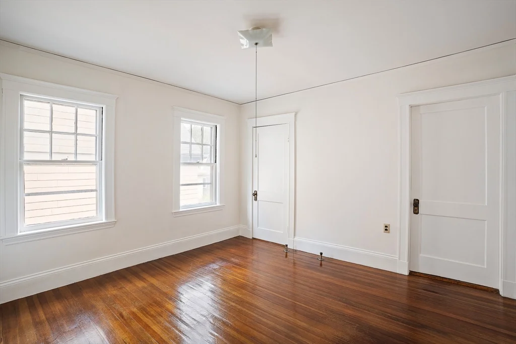 3 bed, 1 bath apartment for rent at 29-31 Chatham St Unit 2, Harvard Square — photo 18 of 24