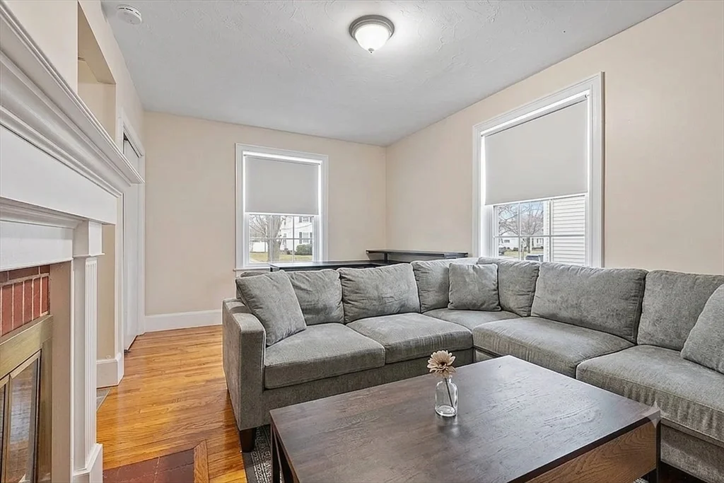 1 bed, 1 bath apartment for rent at 29-31 Rockrimmon Rd Unit 1R, Tatnuck — photo 9 of 11