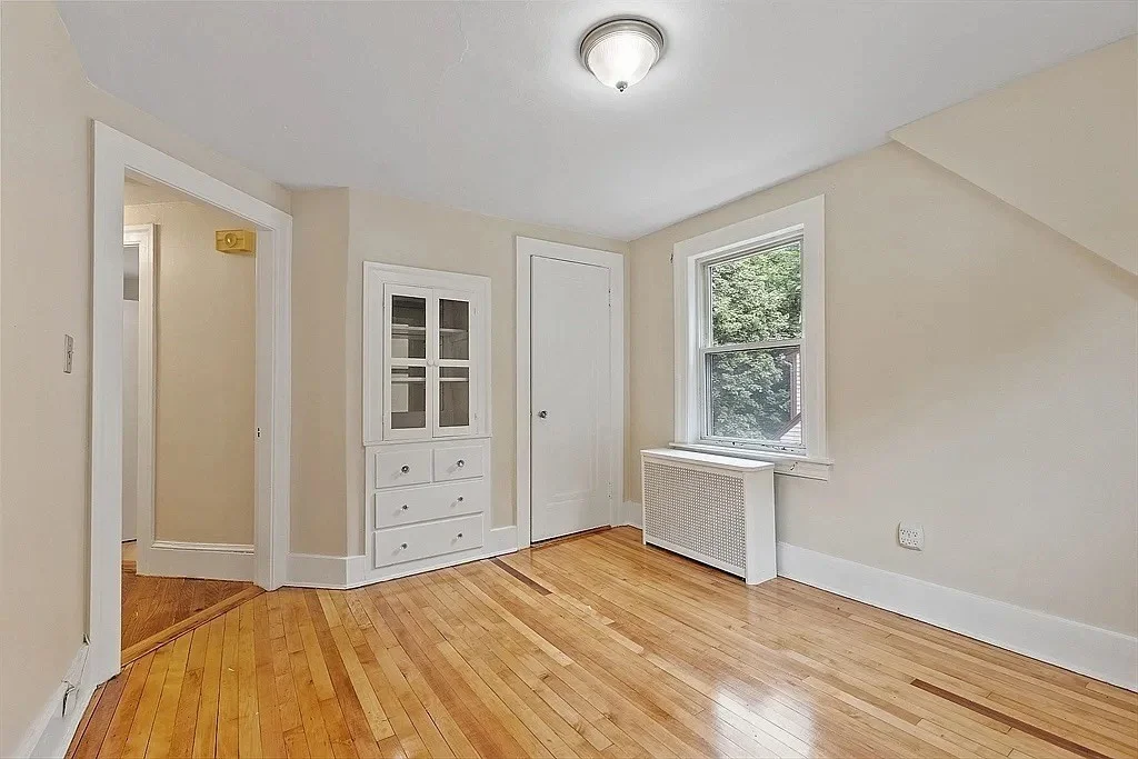 1 bed, 1 bath apartment for rent at 29-31 Rockrimmon Rd Unit 2R, Tatnuck — photo 8 of 12
