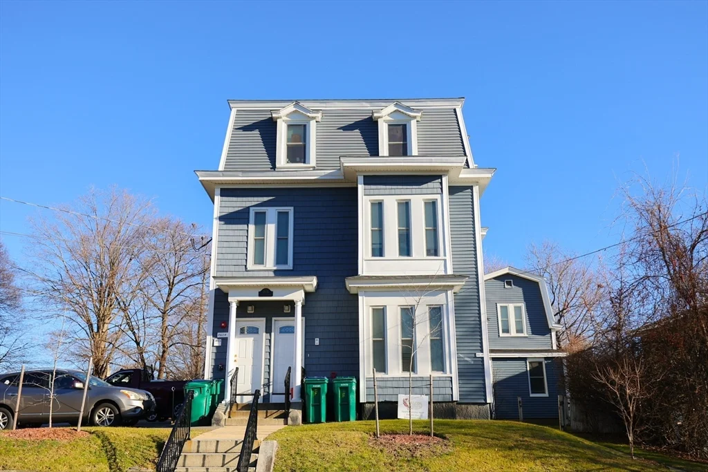 3 bed, 1 bath apartment for rent at 29-33 Highland Ave Unit 3, Fitchburg