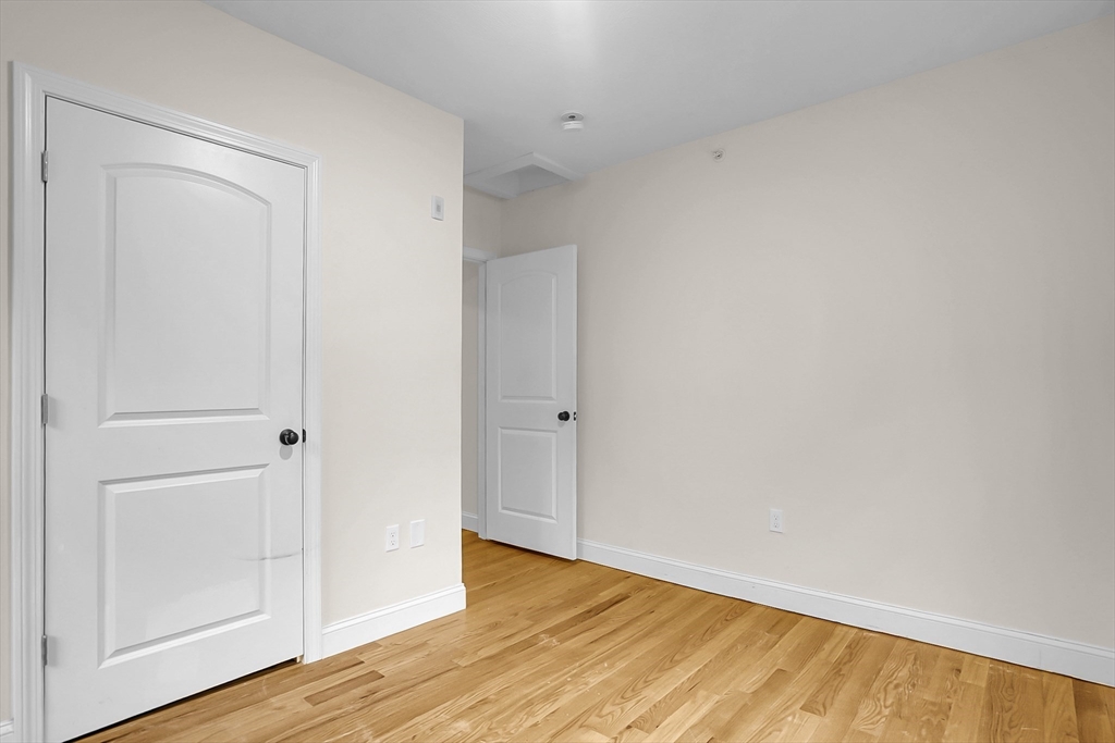 2 bed, 2 bath apartment for rent at 29-33 Highland Ave Unit 4, Fitchburg — photo 14 of 17