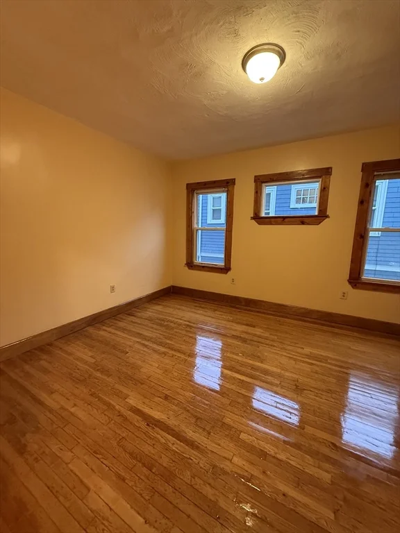 4 bed, 1 bath apartment for rent at 29 Almont St Unit 2, Mattapan — photo 10 of 20