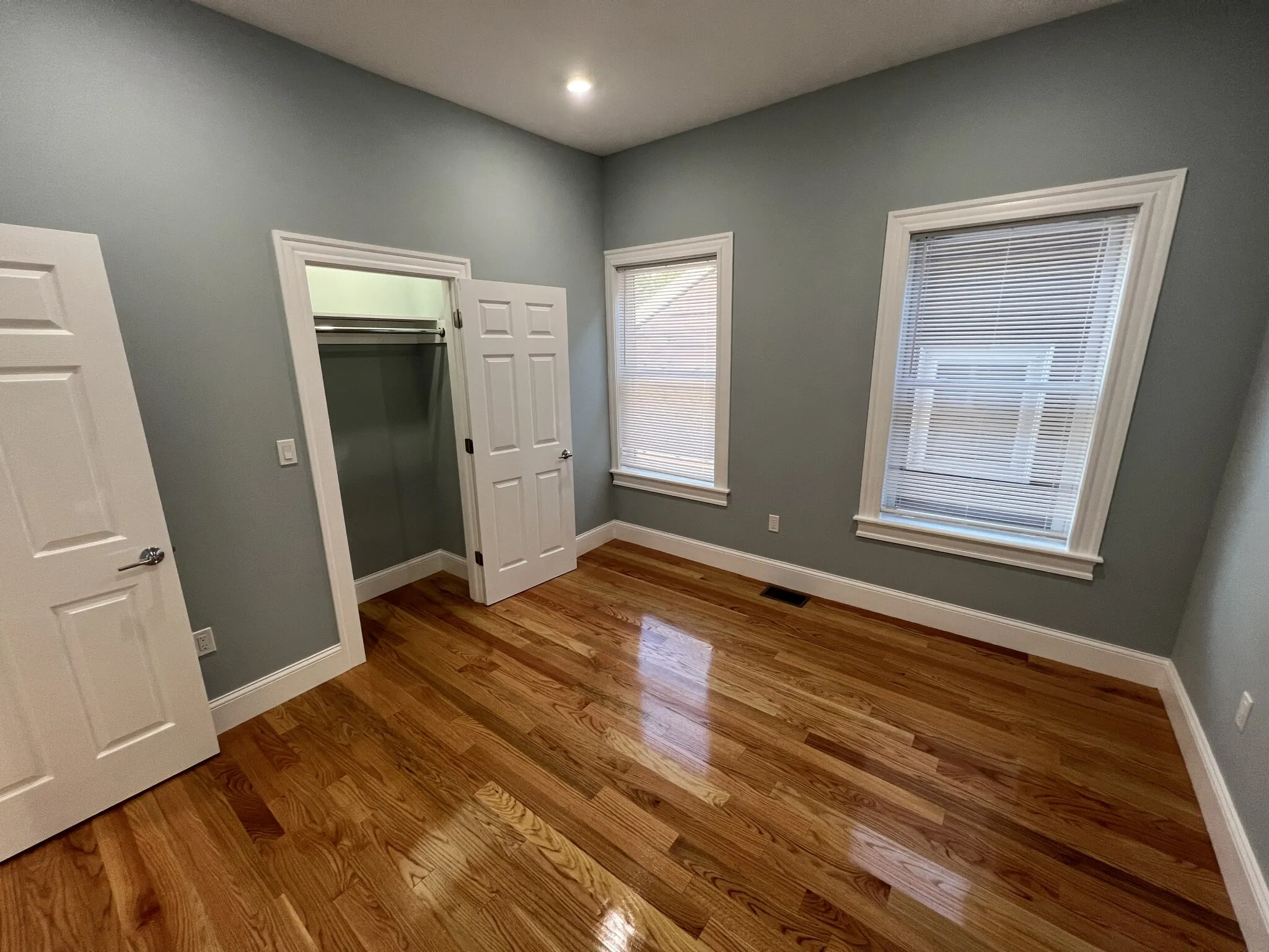 3 bed, 2 bath apartment for rent at 29 Alpine St Unit 1, Powder House Square — photo 19 of 33