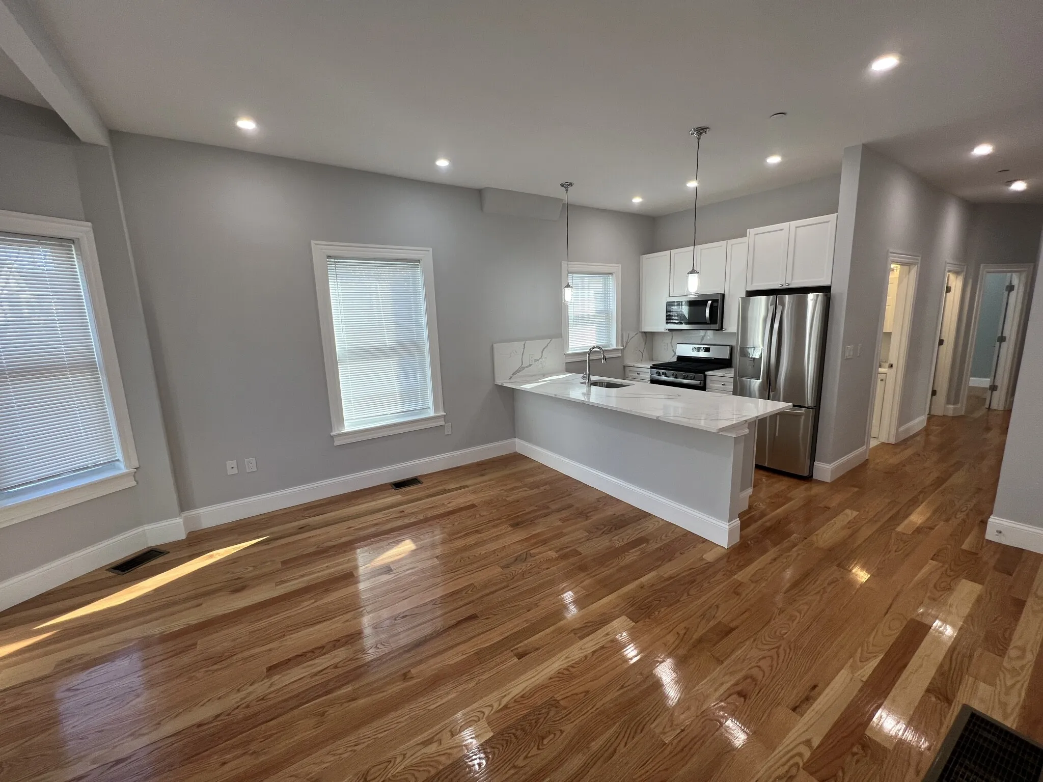 3 bed, 2 bath apartment for rent at 29 Alpine St Unit 1, Powder House Square — photo 1 of 33