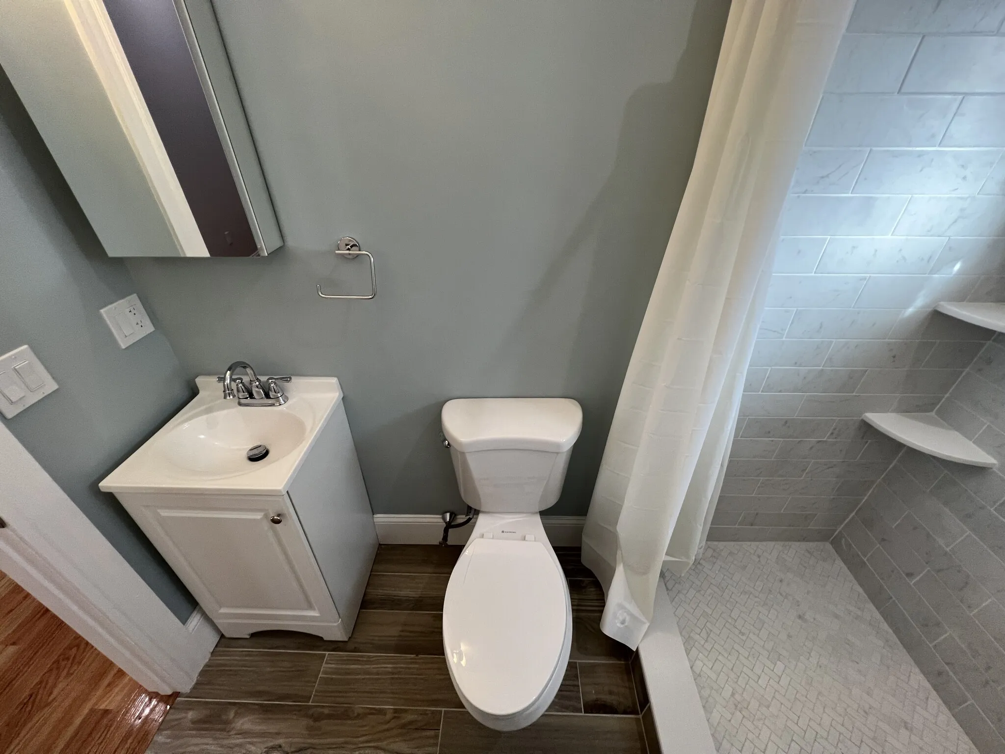 3 bed, 2 bath apartment for rent at 29 Alpine St Unit 1, Powder House Square — photo 25 of 33