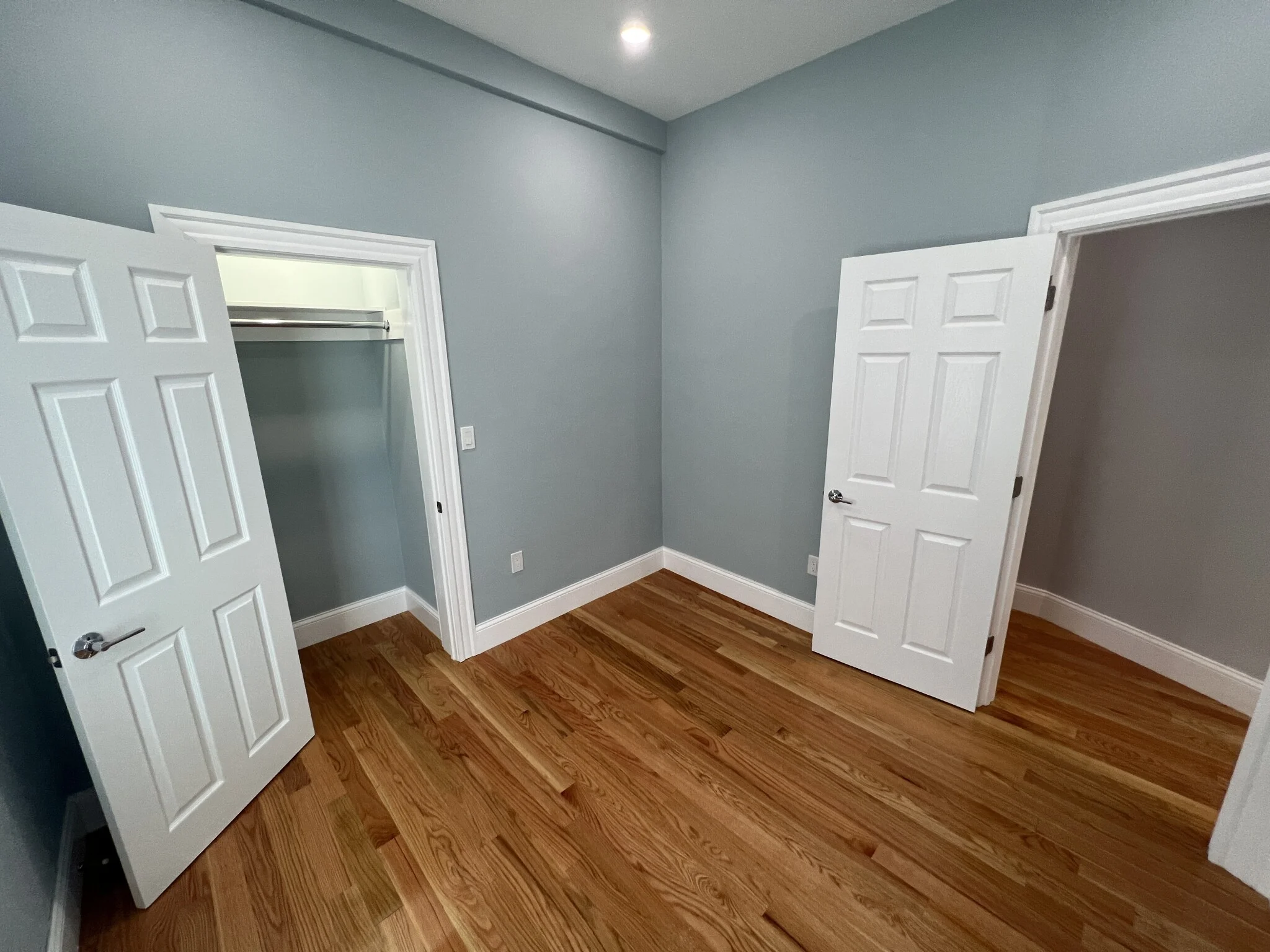 3 bed, 2 bath apartment for rent at 29 Alpine St Unit 1, Powder House Square — photo 30 of 33