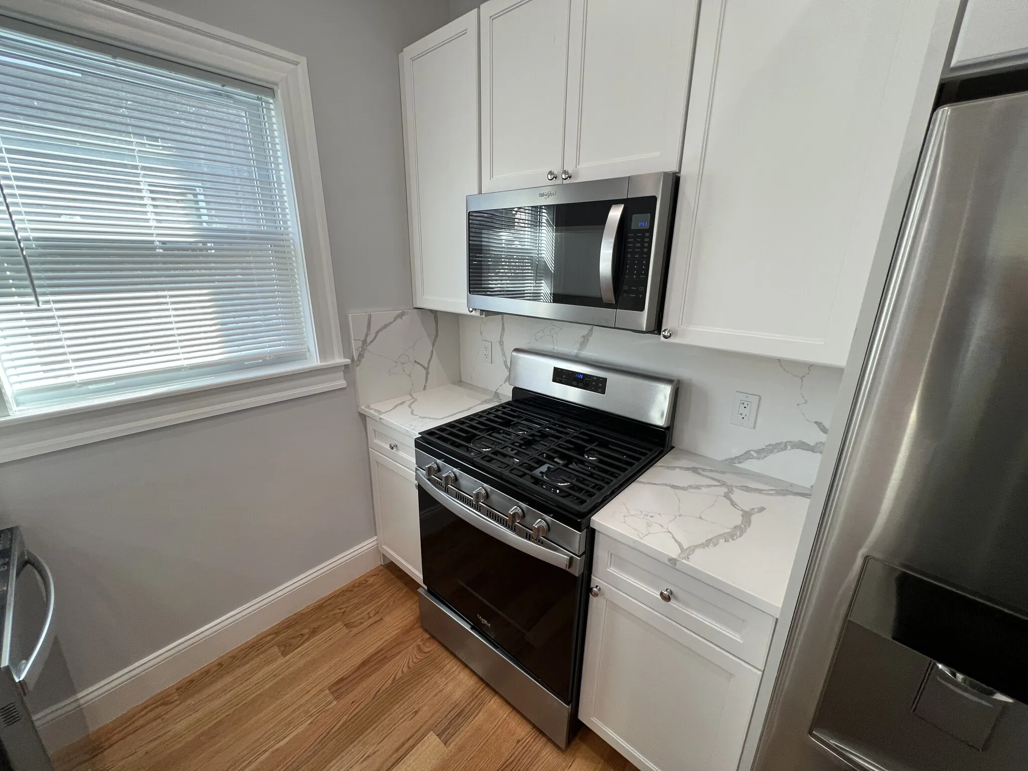 3 bed, 2 bath apartment for rent at 29 Alpine St Unit 1, Powder House Square — photo 7 of 33