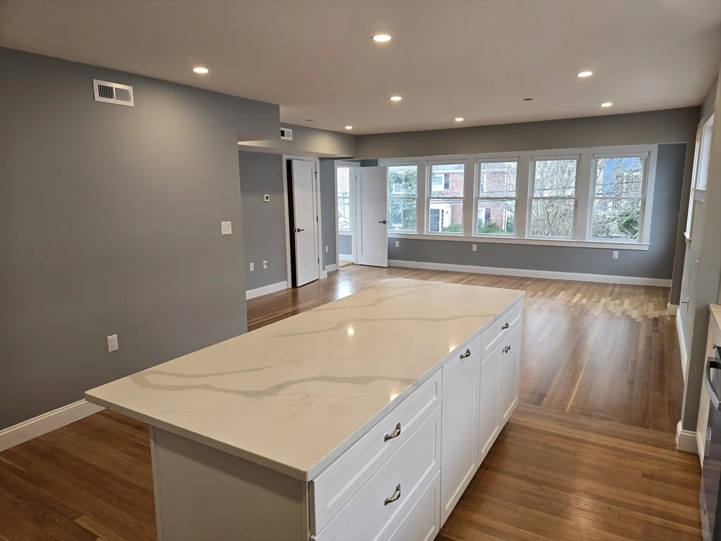 3 bed, 1 bath apartment for rent at 29 Appleton St Unit 2, Arlington Heights — photo 22 of 23