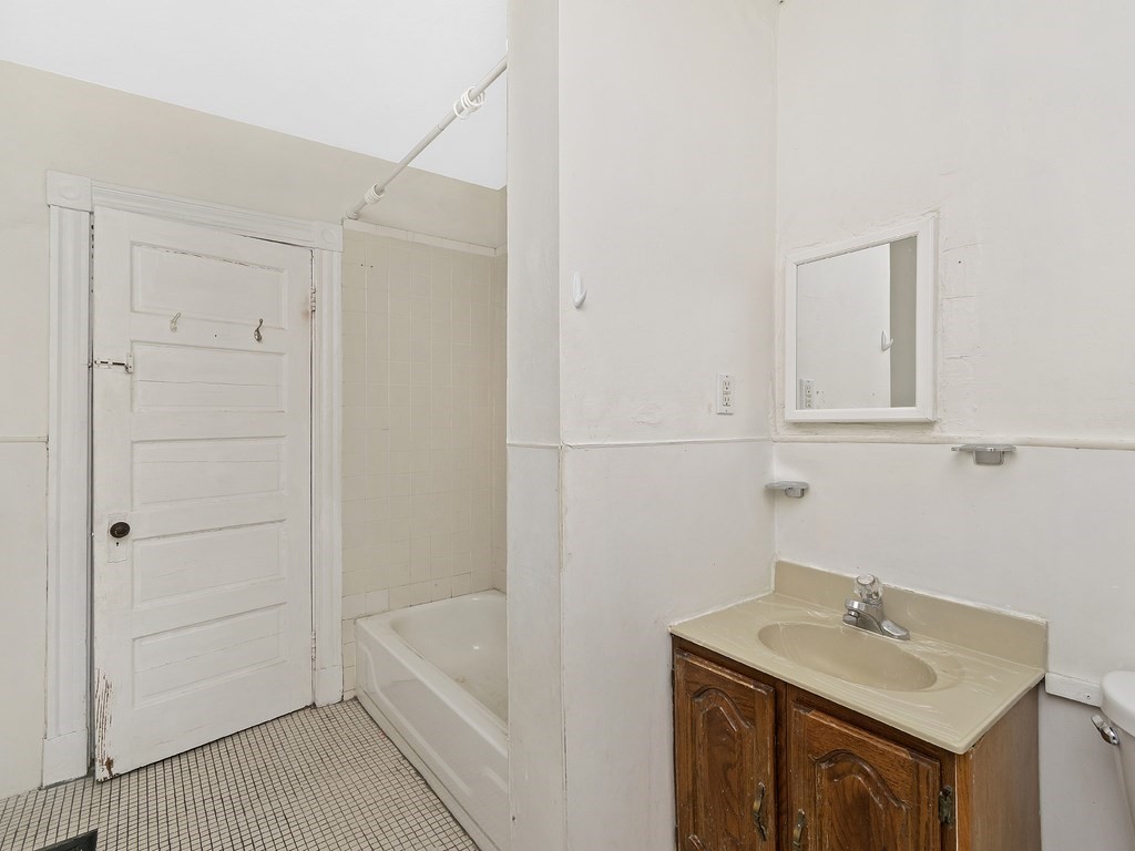 2 bed, 1 bath apartment for rent at 29 Appleton Unit 29R, Wollaston — photo 6 of 9