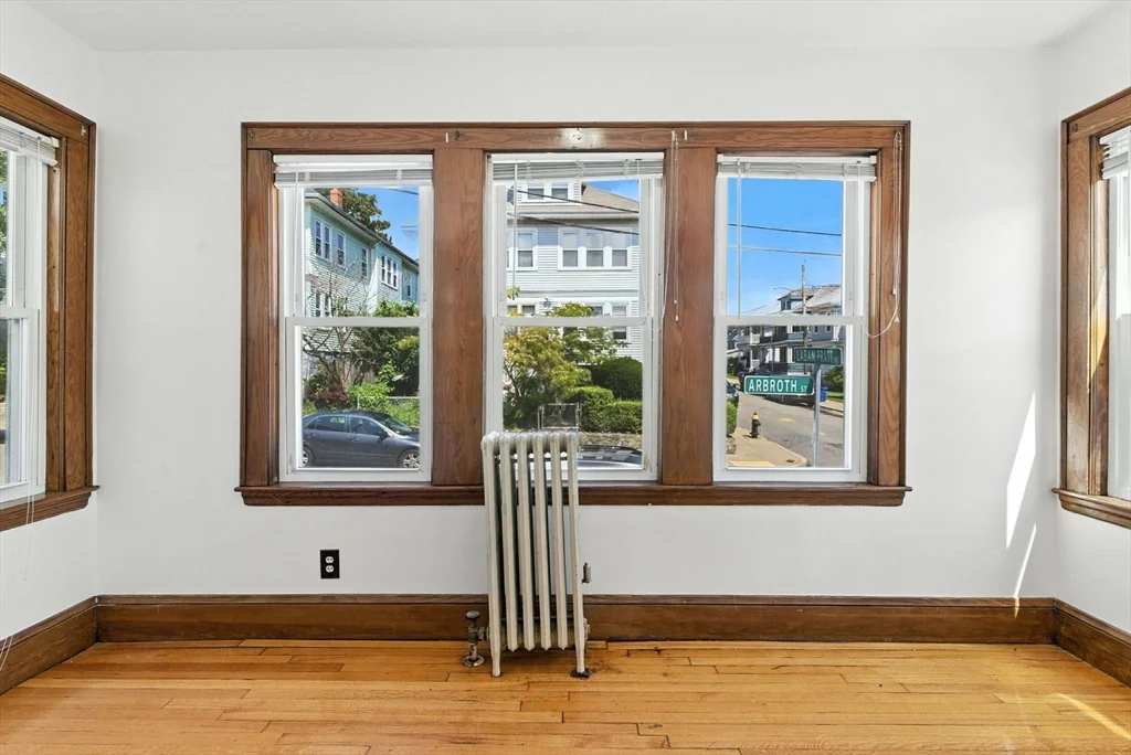 2 bed, 1 bath apartment for rent at 29 Arbroth Unit 1, Dorchester — photo 13 of 39