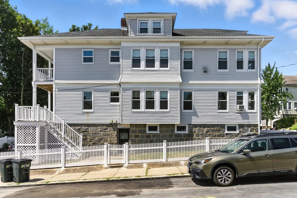 2 bed, 1 bath apartment for rent at 29 Arbroth Unit 1, Dorchester — photo 34 of 39