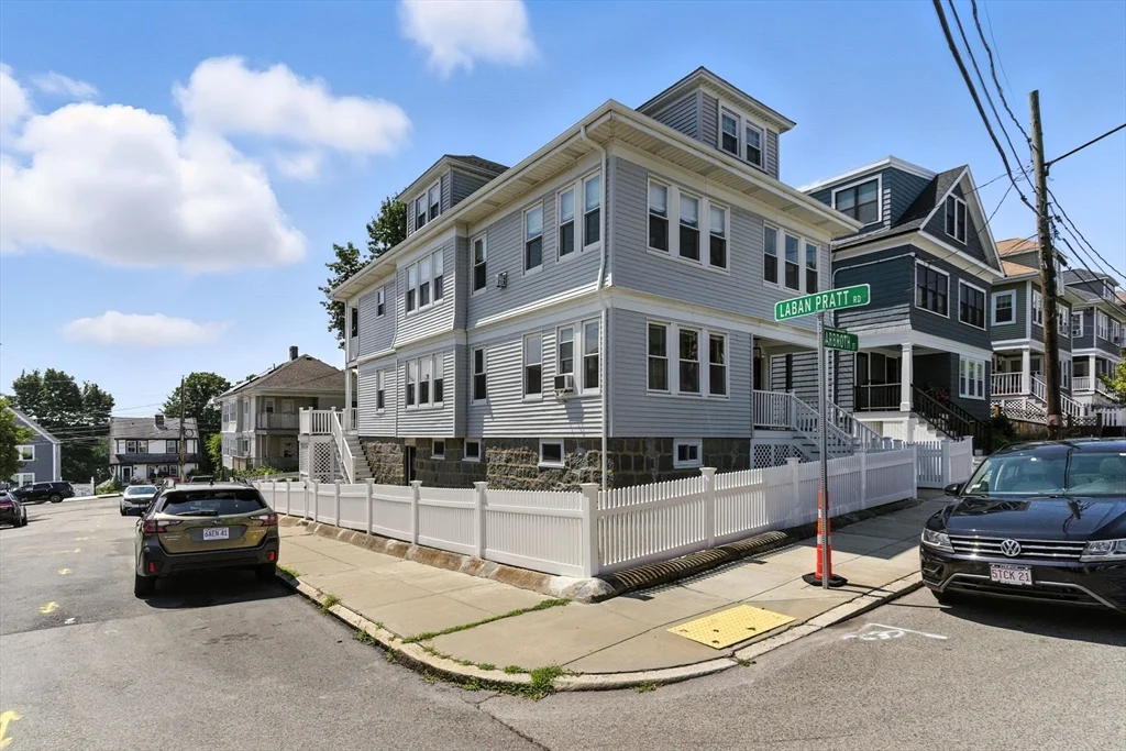2 bed, 1 bath apartment for rent at 29 Arbroth Unit 1, Dorchester — photo 33 of 39
