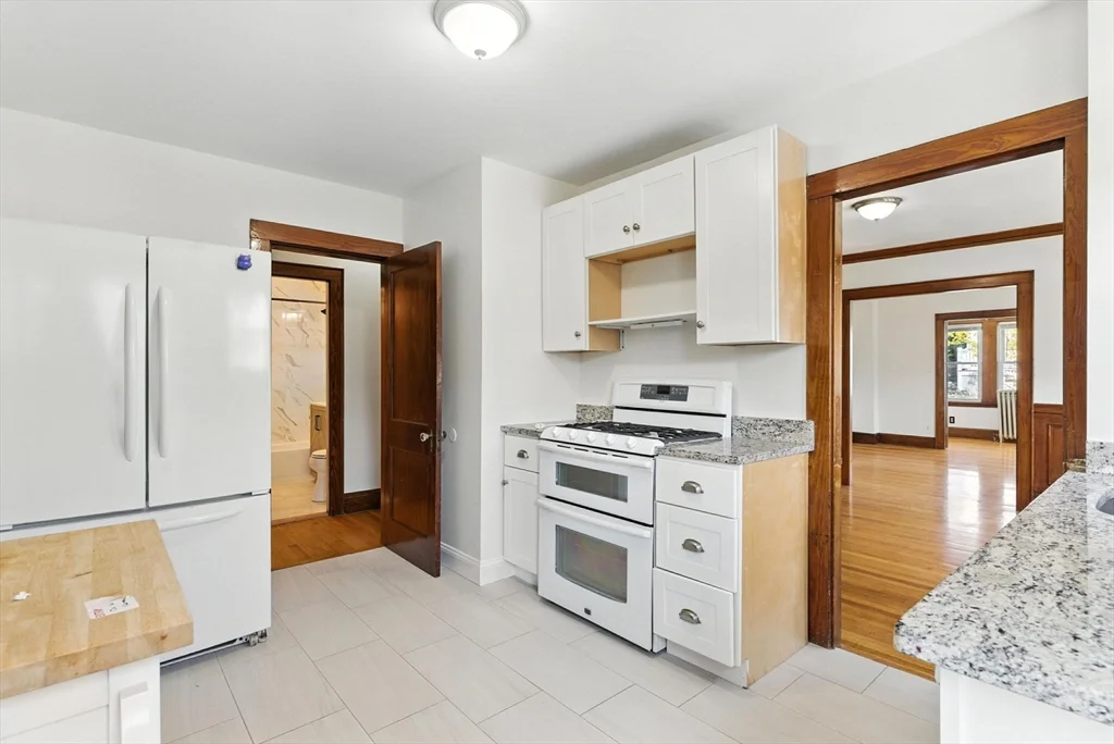 2 bed, 1 bath apartment for rent at 29 Arbroth Unit 1, Dorchester — photo 19 of 39