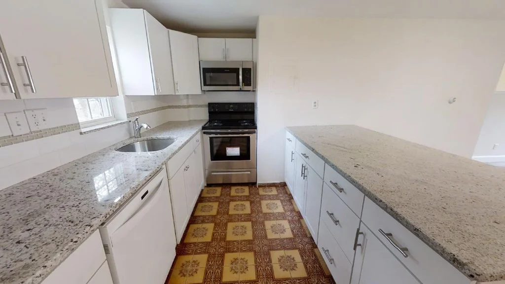 2 bed, 1 bath apartment for rent at 29 Arlington Rd Unit 4, Woburn — photo 4 of 23