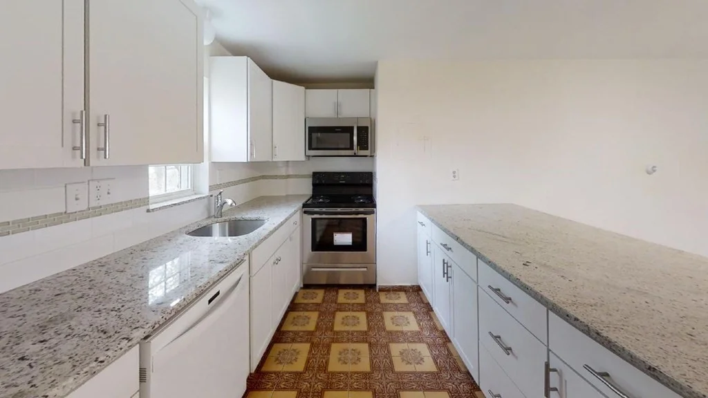 2 bed, 1 bath apartment for rent at 29 Arlington Rd Unit 4, Woburn — photo 16 of 23