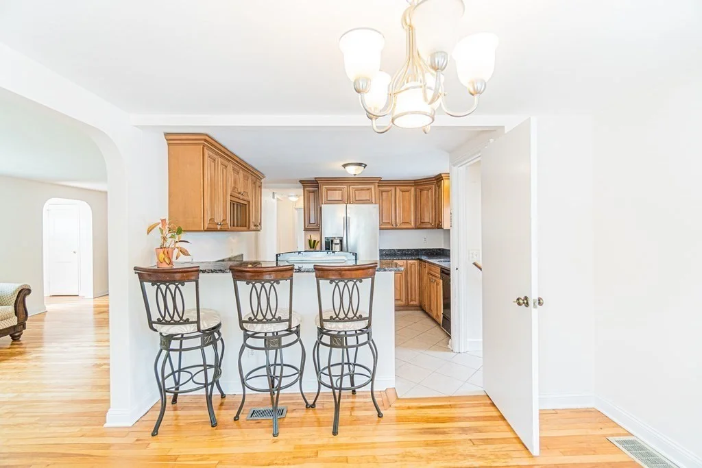 3 bed, 1 bath apartment for rent at 29 Banbury Ave Unit 1, Waltham — photo 20 of 41