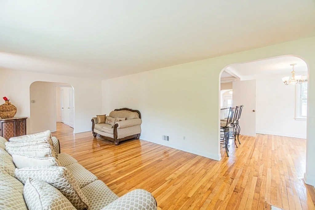 3 bed, 1 bath apartment for rent at 29 Banbury Ave Unit 1, Waltham — photo 16 of 41