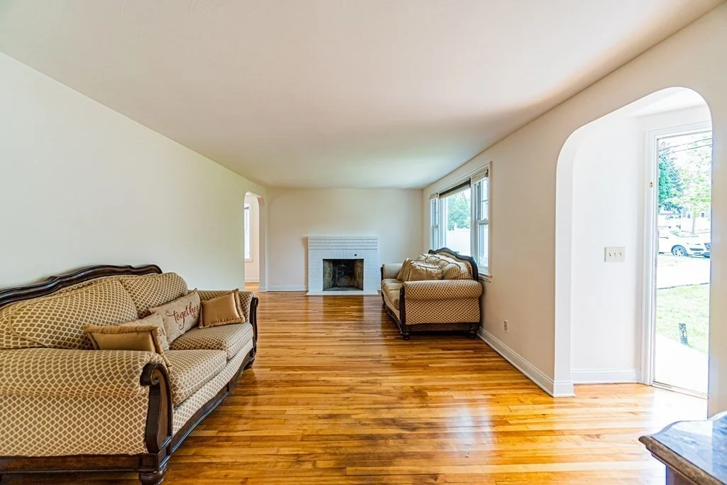3 bed, 1 bath apartment for rent at 29 Banbury Ave Unit 1, Waltham — photo 13 of 41