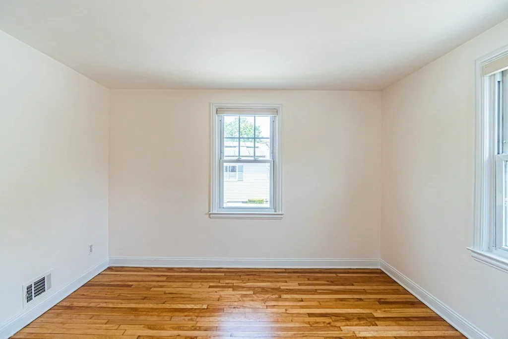 3 bed, 1 bath apartment for rent at 29 Banbury Ave Unit 1, Waltham — photo 29 of 41