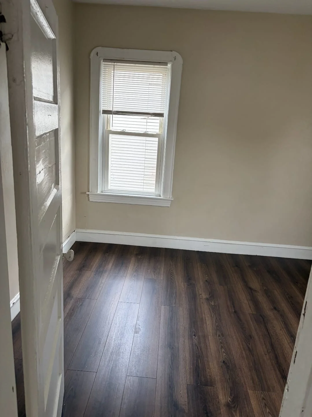 2 bed, 1 bath apartment for rent at 29 Bardsley Unit 2W, Fall River