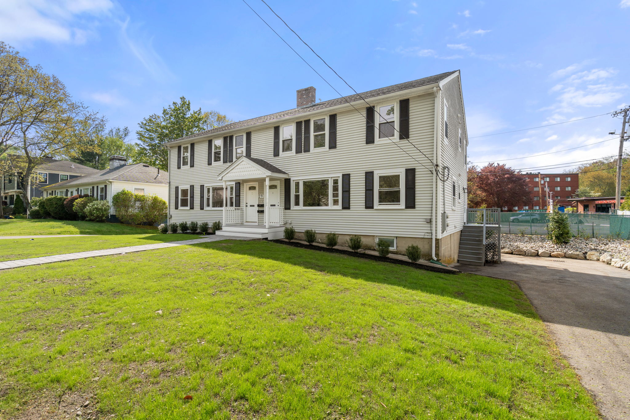 4 bed, 3 bath apartment for rent at 29 Beaconwood Unit A, Newton Highlands — photo 20 of 24