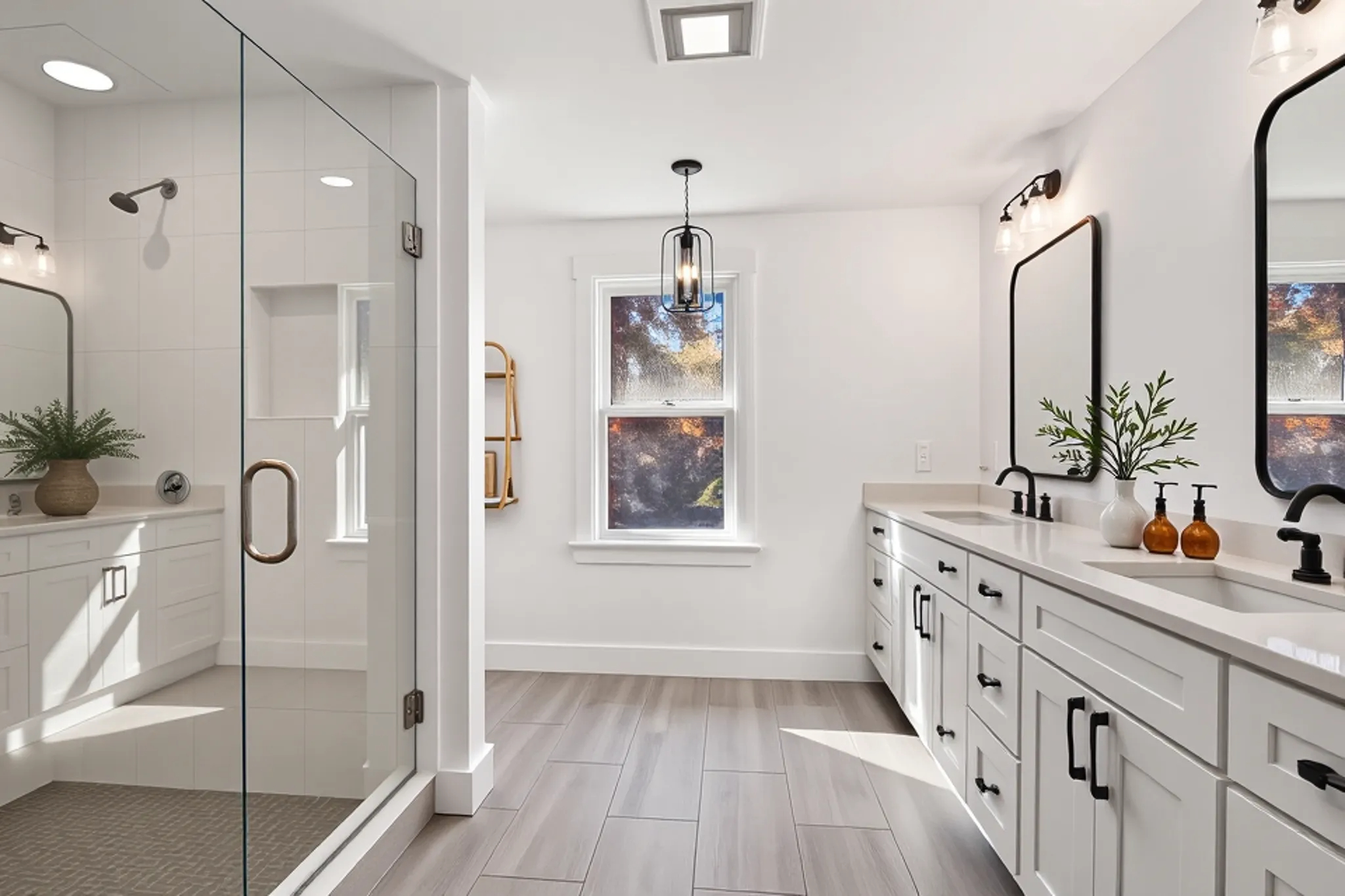 4 bed, 3 bath apartment for rent at 29 Beaconwood Unit A, Newton Highlands — photo 9 of 24