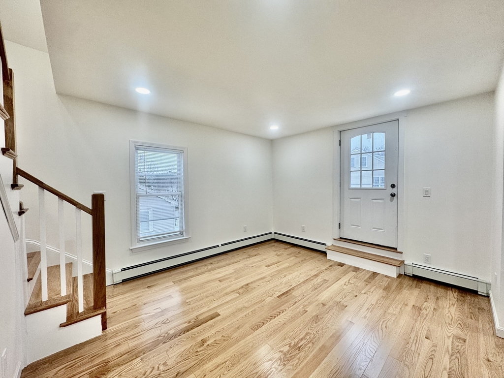 3 bed, 1 bath apartment for rent at 29 Bennett Unit 2, Wakefield — photo 5 of 18