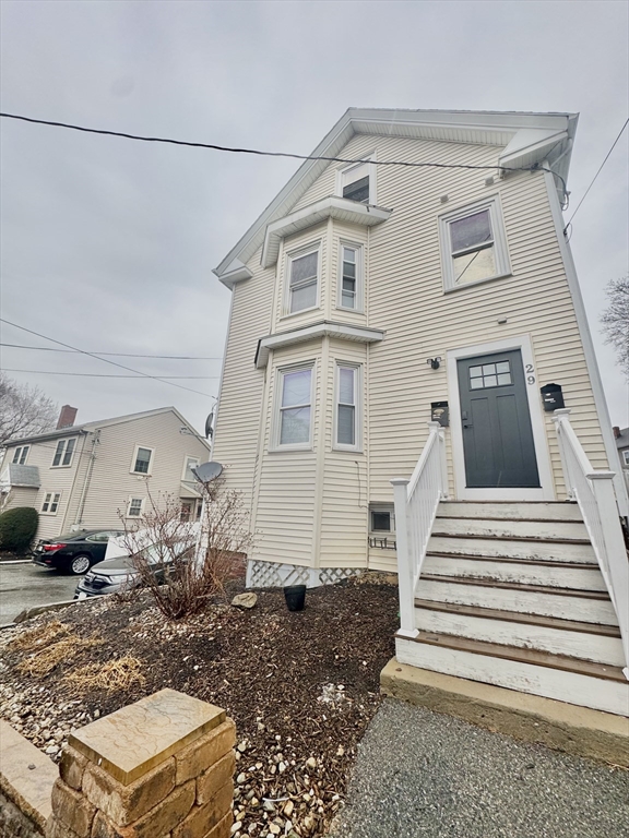 3 bed, 1 bath apartment for rent at 29 Bennett Unit 2, Wakefield — photo 18 of 18