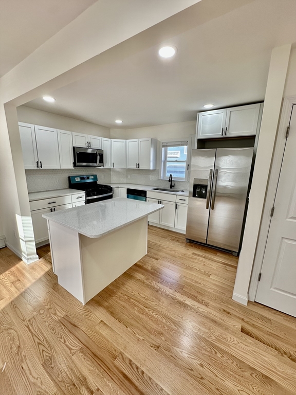 3 bed, 1 bath apartment for rent at 29 Bennett Unit 2, Wakefield