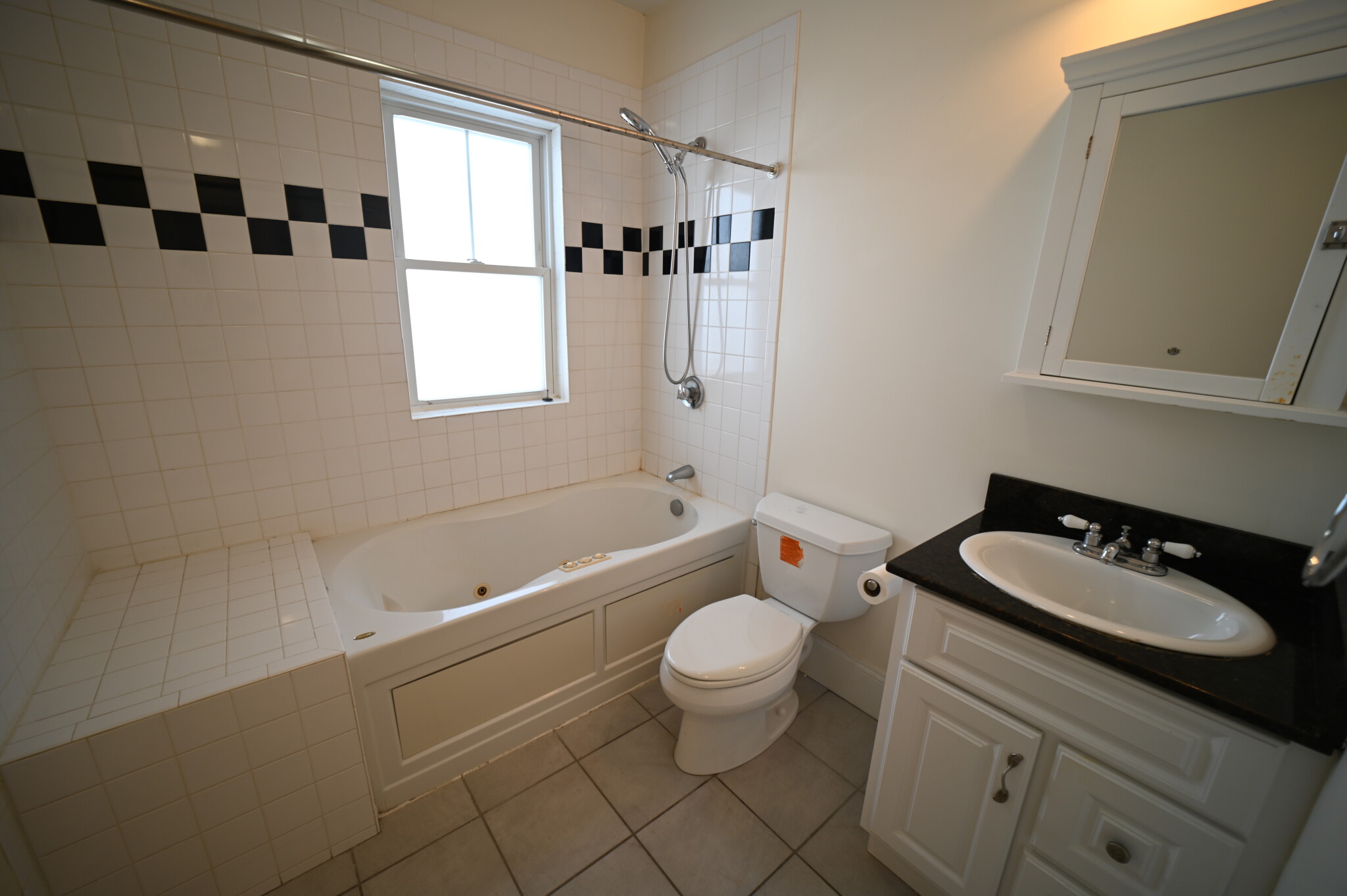 2 bed, 1 bath apartment for rent at 29 Bigelow St Unit 2, Brighton — photo 5 of 9