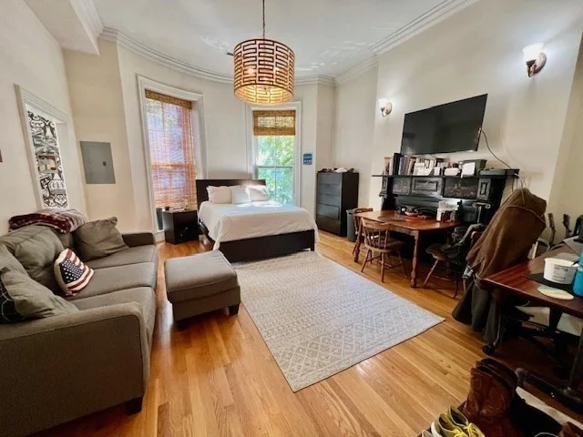 Studio bed, 1 bath apartment for rent at 29 Bowdoin St Unit 2, Beacon Hill