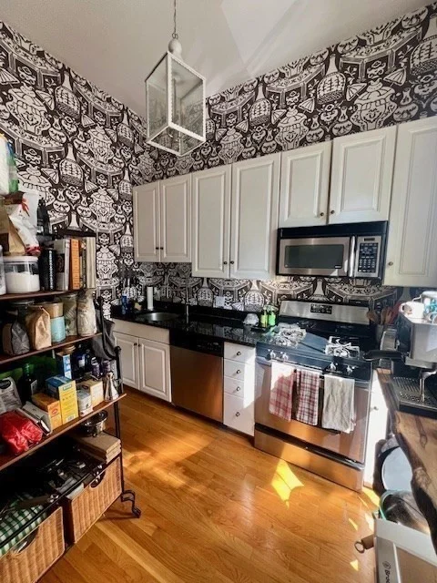 Studio bed, 1 bath apartment for rent at 29 Bowdoin St Unit 2, Beacon Hill — photo 3 of 10