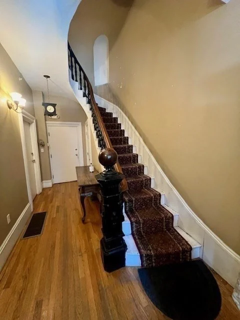Studio bed, 1 bath apartment for rent at 29 Bowdoin St Unit 2, Beacon Hill — photo 9 of 10