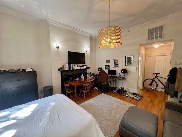 Studio bed, 1 bath apartment for rent at 29 Bowdoin St Unit 2, Beacon Hill — photo 4 of 10