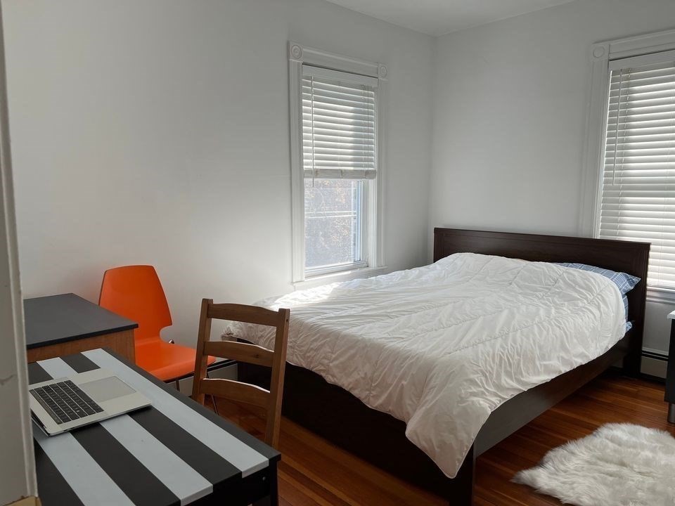 6 bed, 3.5 bath apartment for rent at 29 Brackett St Unit 20, Brighton — photo 6 of 13