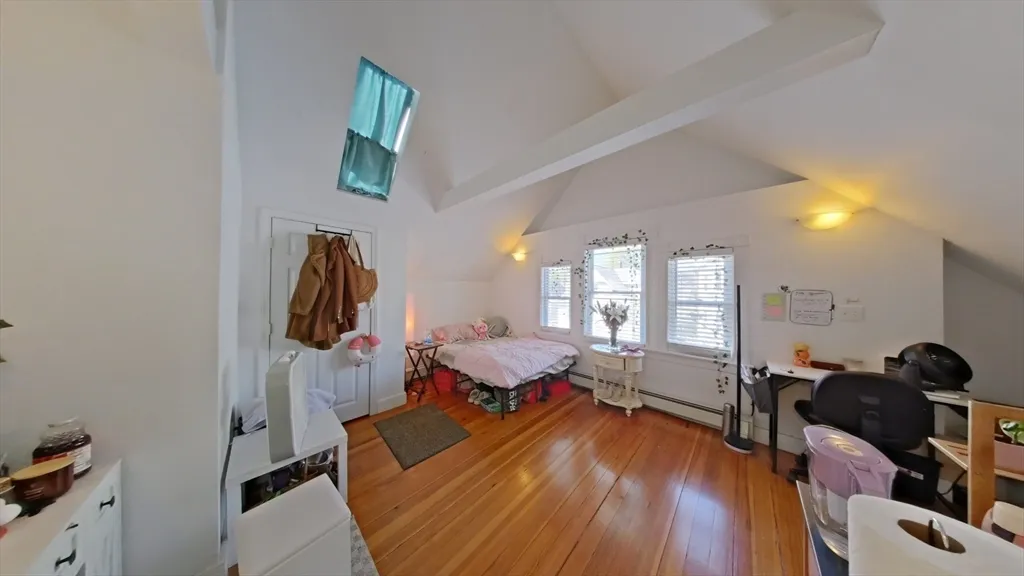 6 bed, 3.5 bath apartment for rent at 29 Brackett St Unit 29, Brighton — photo 10 of 21