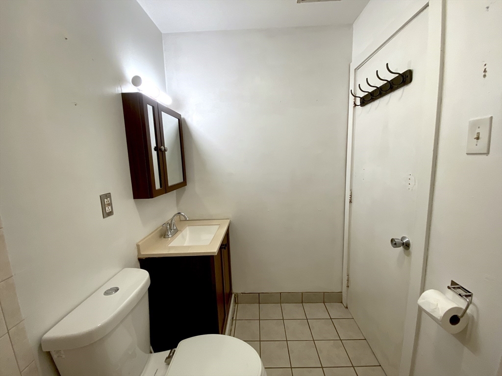 2 bed, 1 bath apartment for rent at 29 Brainerd Rd Unit 202, Allston — photo 14 of 22