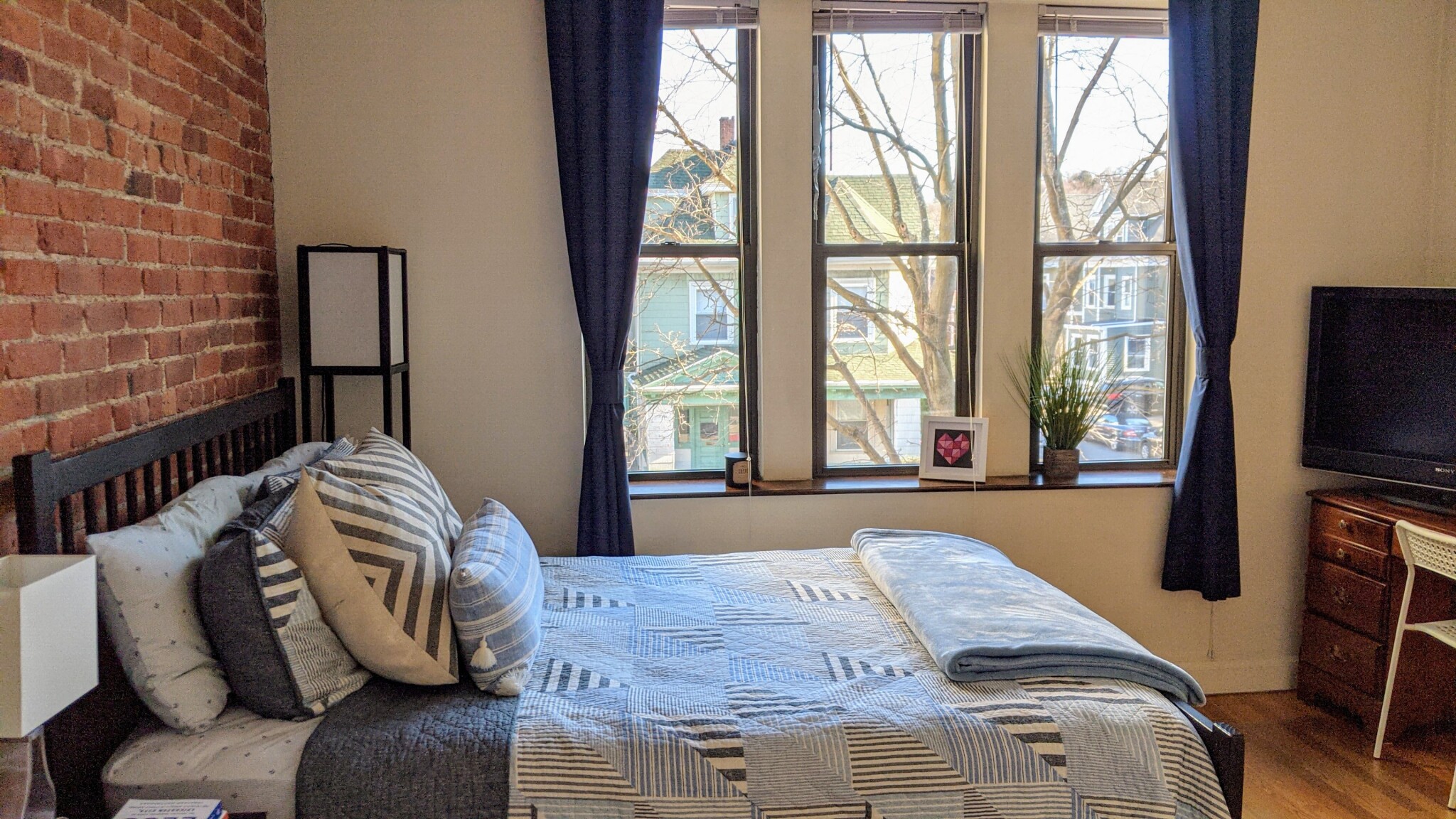1 bed, 1 bath apartment for rent at 29 Brainerd Rd Unit 203F, Allston — photo 6 of 10