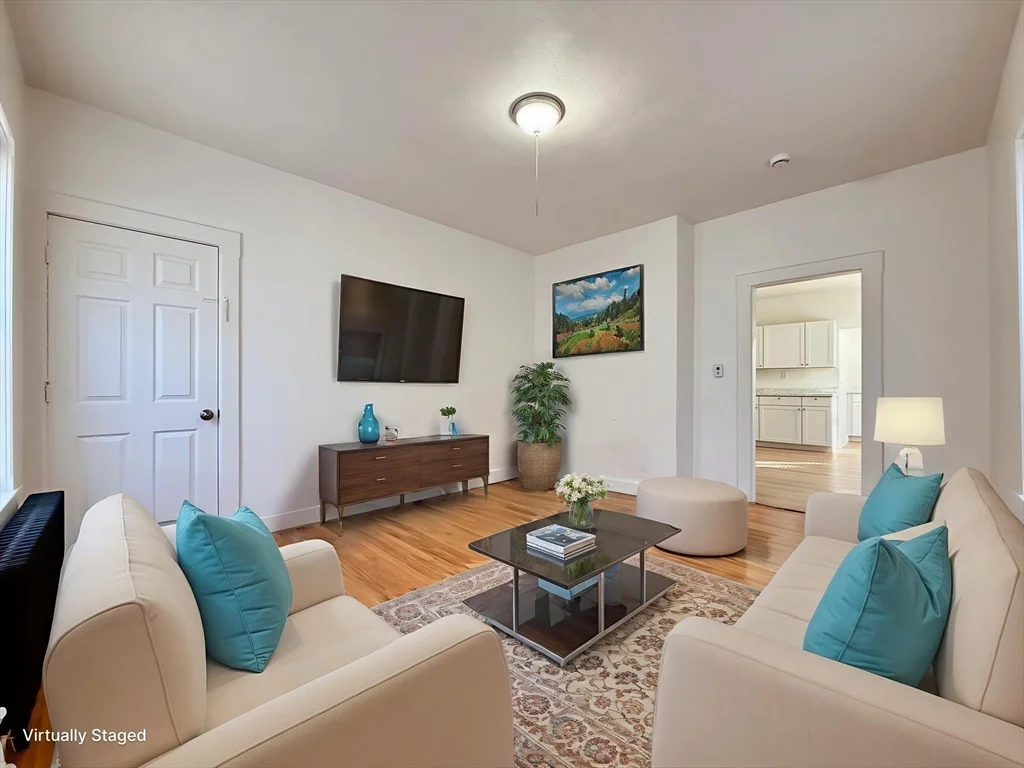 2 bed, 1 bath apartment for rent at 29 Broad St Unit 1, North Attleboro