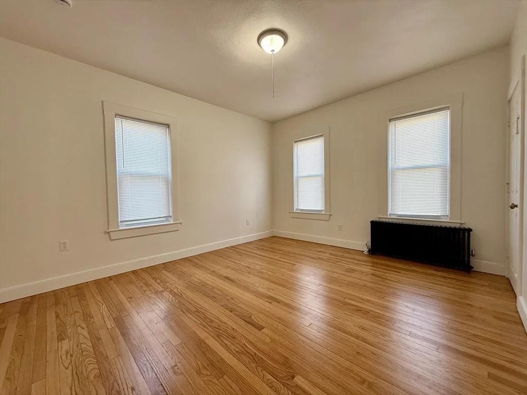 2 bed, 1 bath apartment for rent at 29 Broad St Unit 1, North Attleboro — photo 3 of 15