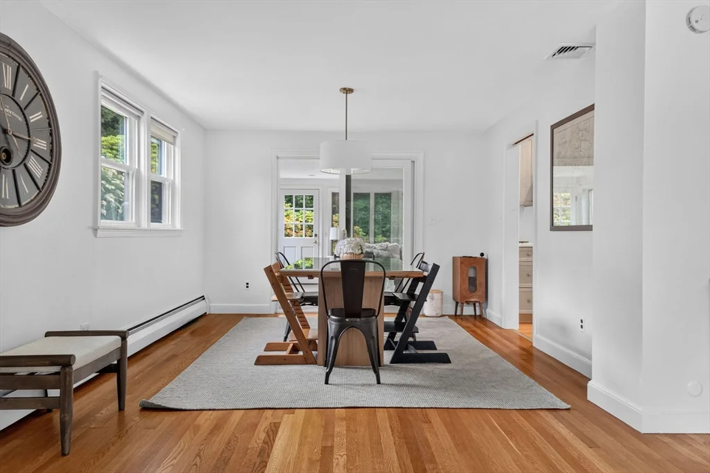 3 bed, 3 bath apartment for rent at 29 Brook St, Wellesley — photo 9 of 27