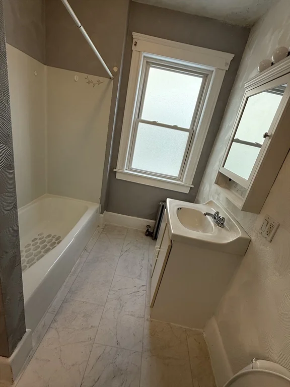 2 bed, 1 bath apartment for rent at 29 Brown Unit 1, Methuen — photo 5 of 9