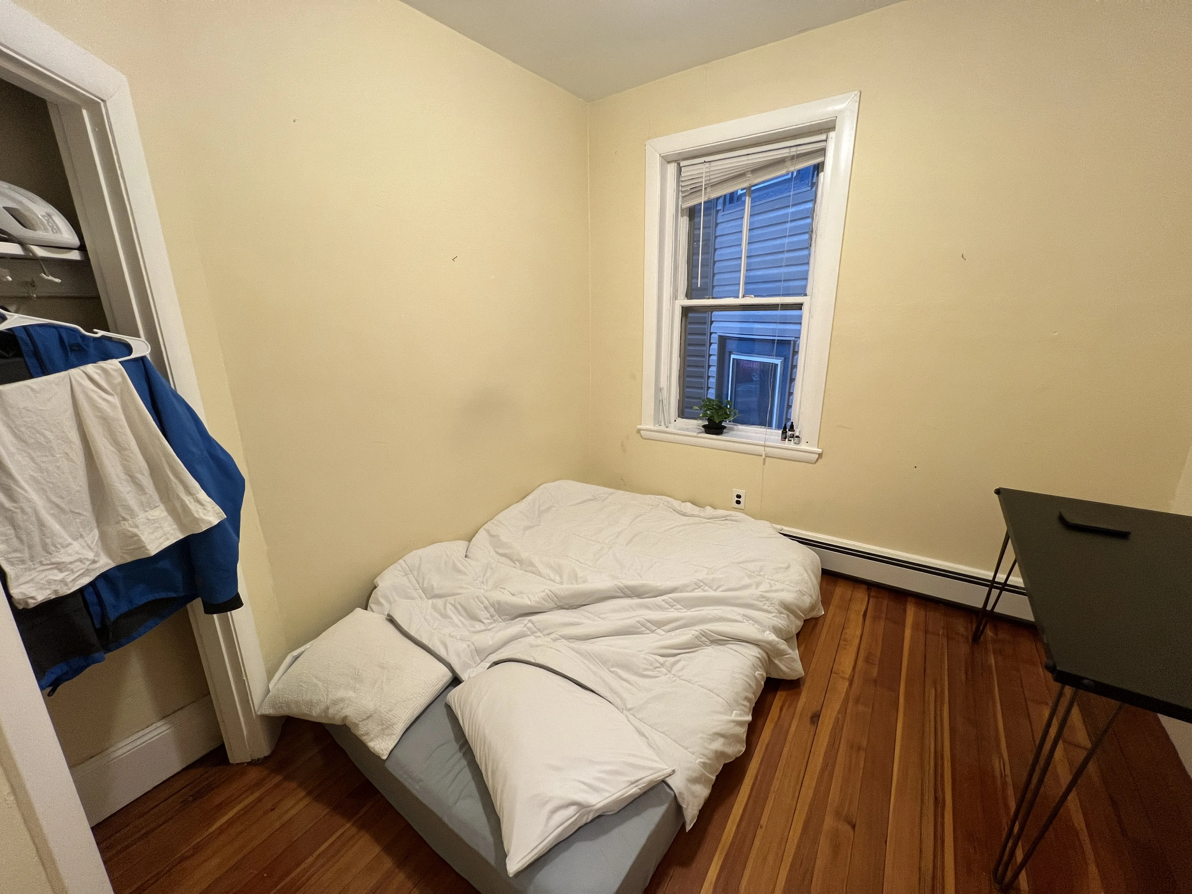 3 bed, 1 bath apartment for rent at 29 Cameron Ave Unit 1, Teele Square — photo 7 of 22